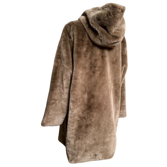 Zara Faux Fur Zip Front Teddy Bear Coat Jacket Size XL Long Sleeves Side Pockets - Picture 4 of 13
